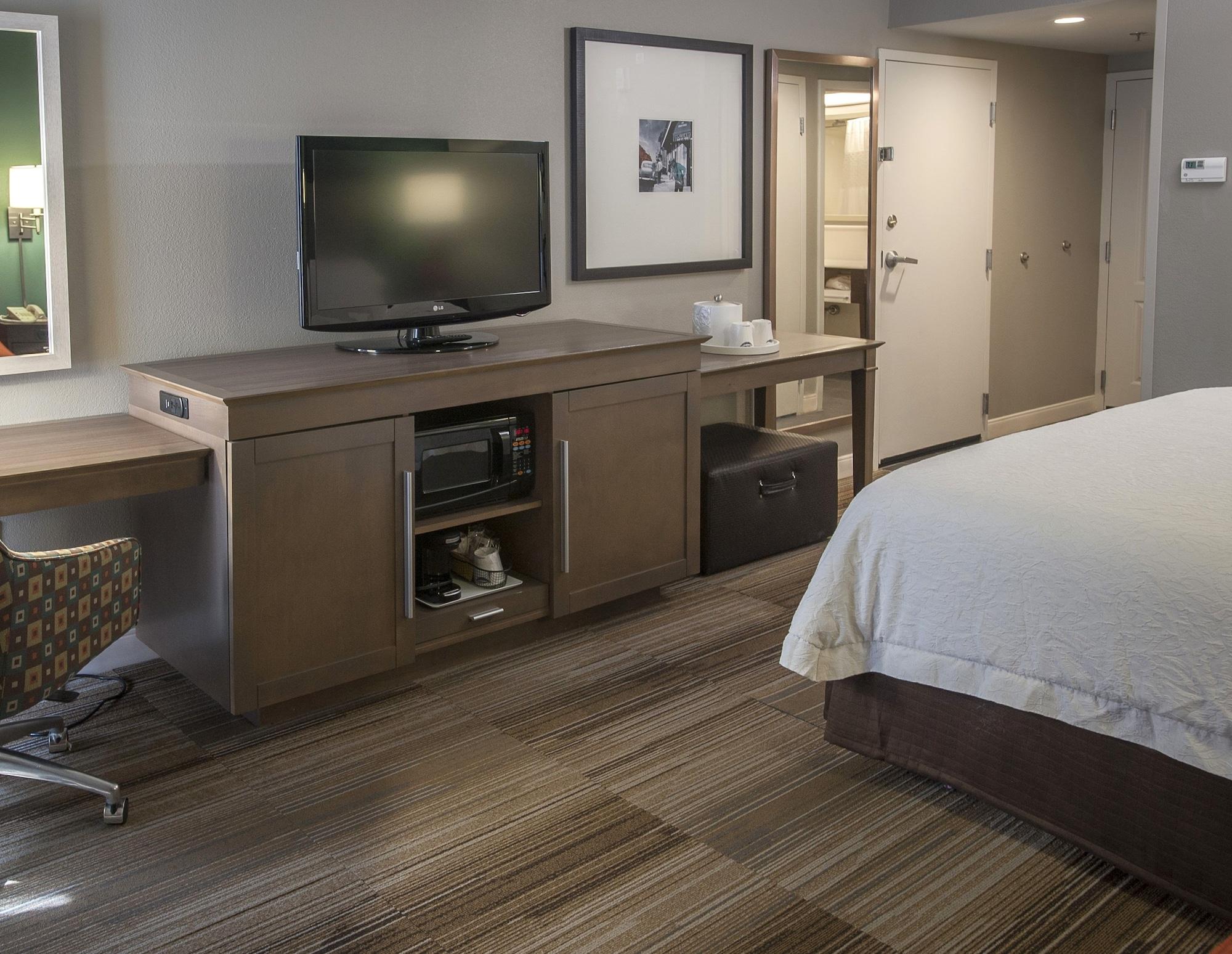 Hampton Inn New Orleans/St.Charles Ave מראה חיצוני תמונה