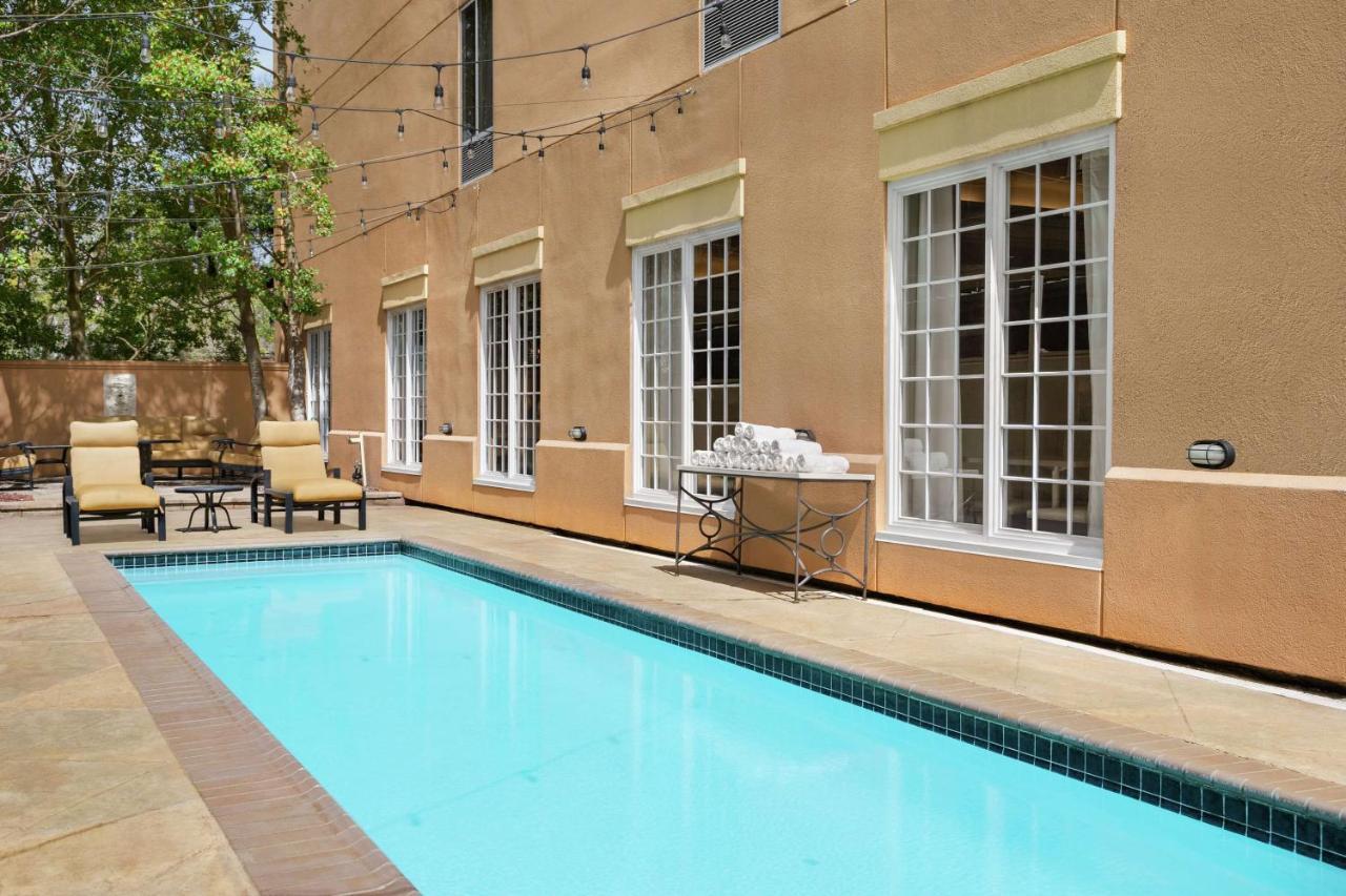 Hampton Inn New Orleans/St.Charles Ave מראה חיצוני תמונה
